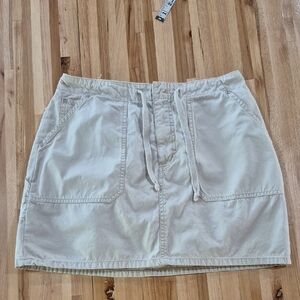Faded Glory Cream Cargo Mini Skort
